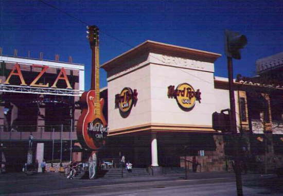 Downtown Plaza / Hard Rock Cafe